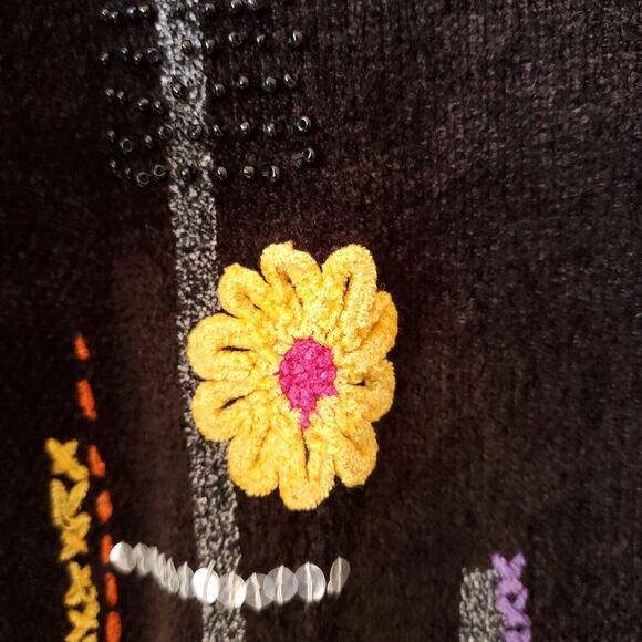 VTG 90s Black Floral Beaded Chenille Cardigan Sweater S M Artsy Cottage Granny - Picture 5 of 12